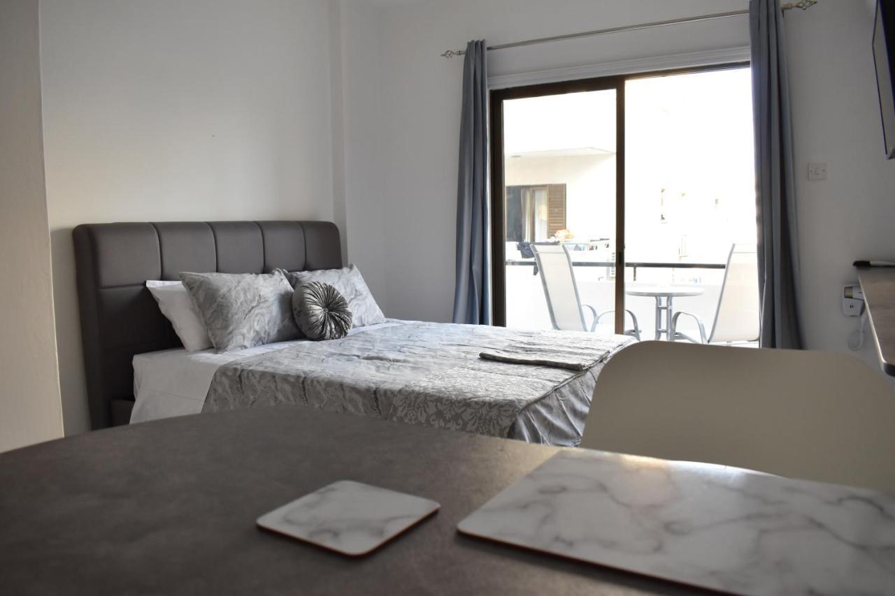 Marias Apartment - In City Centre,Near Beach Larnaca Exterior photo